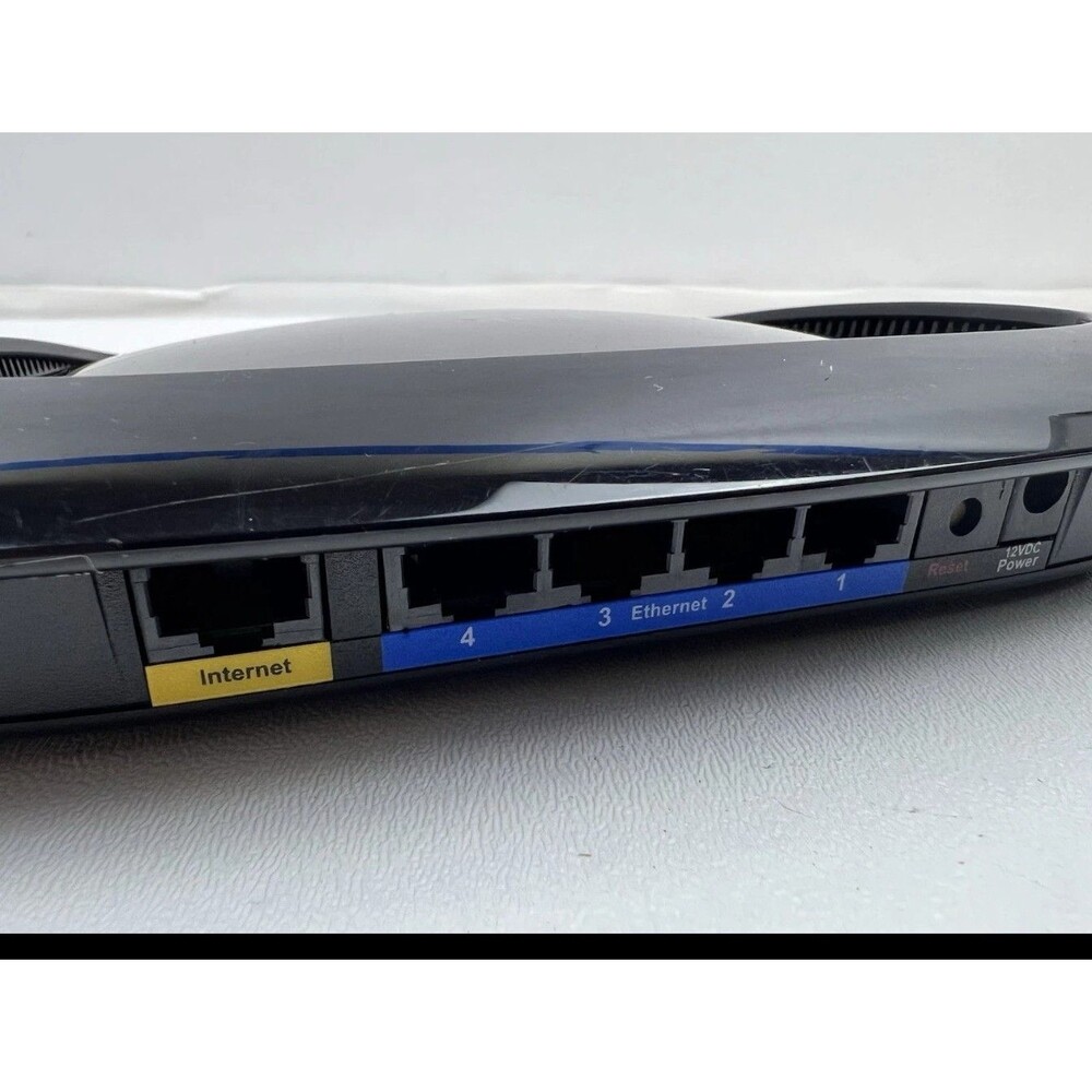 Cisco Linksys 4 Port Wireless N Broadband Router WRT160N V3 TESTED & Working - Picture 5 of 11